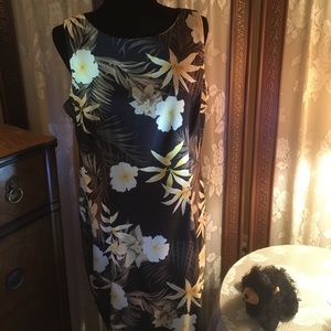 🌞👇🏾DressBarn Floral
